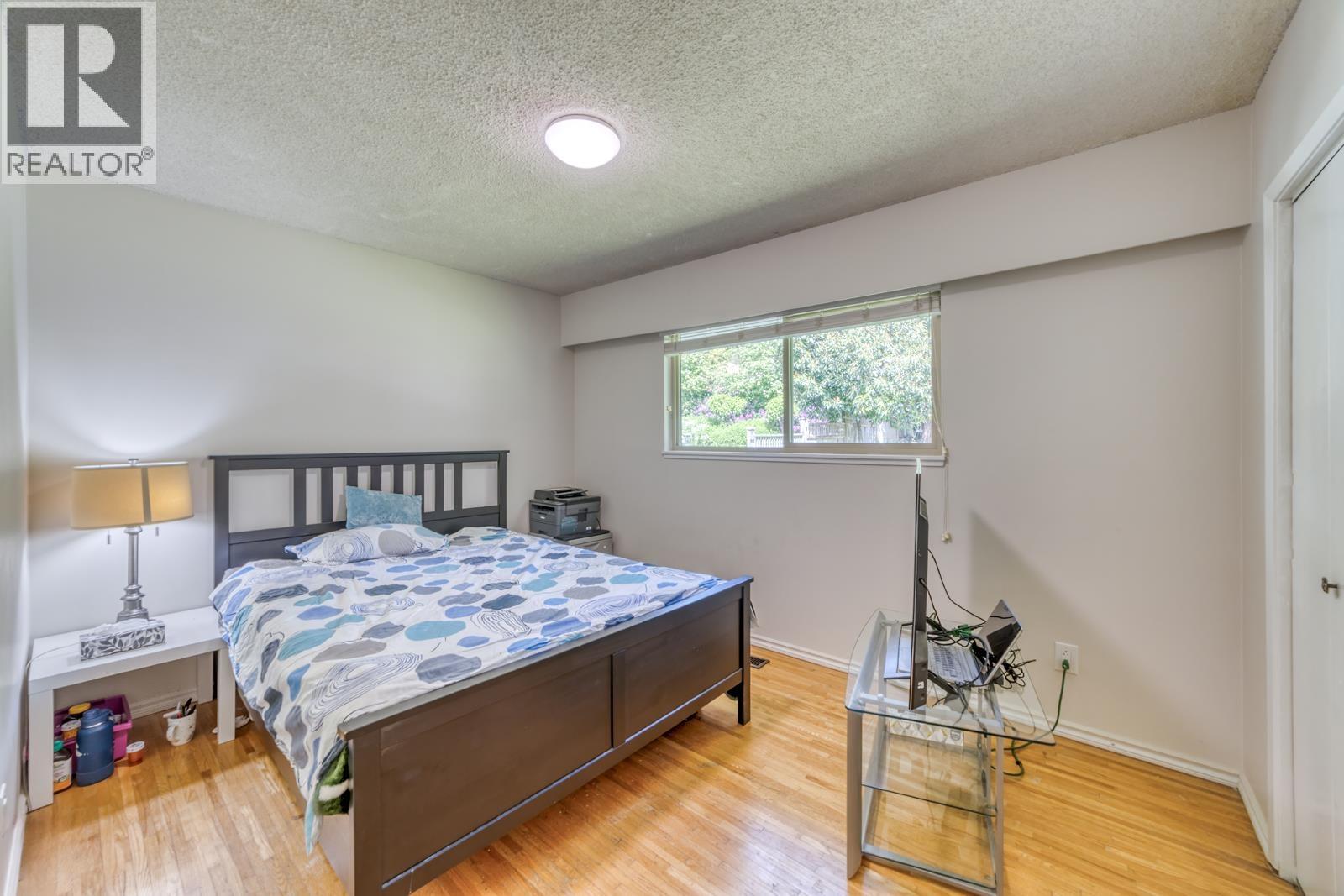 4902 Ranger Avenue, North Vancouver, British Columbia  V7R 3M4 - Photo 14 - R3127730