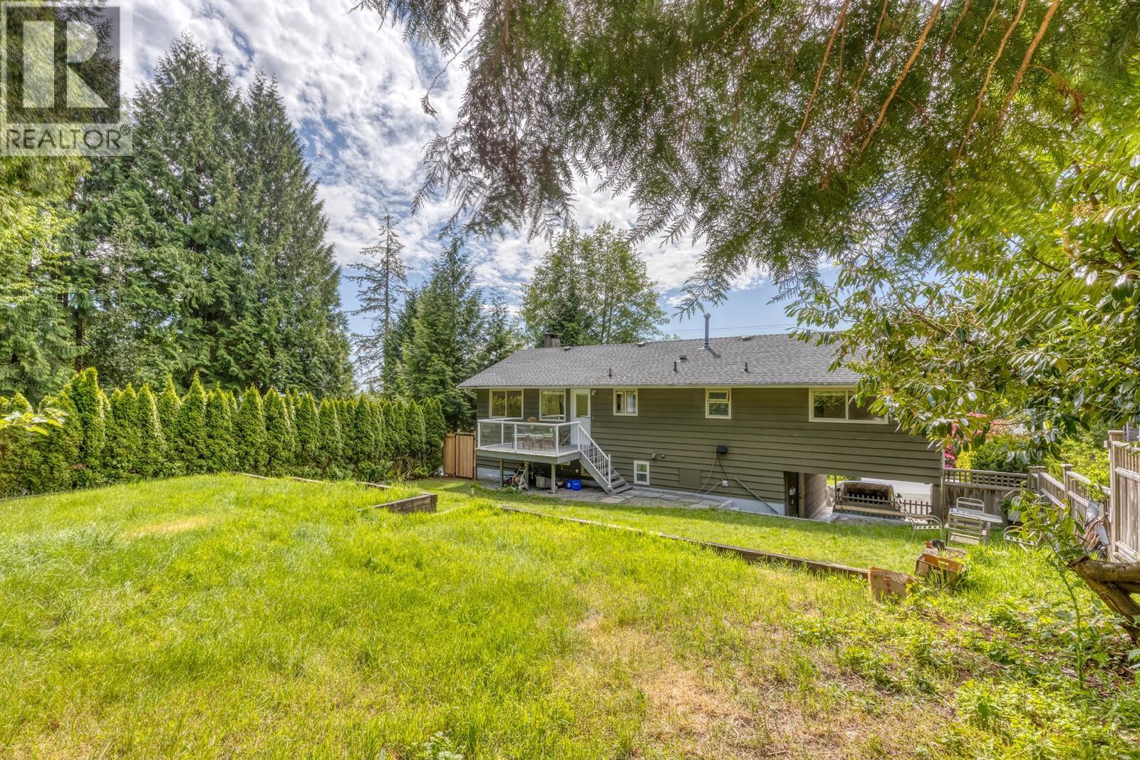 4902 Ranger Avenue, North Vancouver, British Columbia  V7R 3M4 - Photo 24 - R3127730
