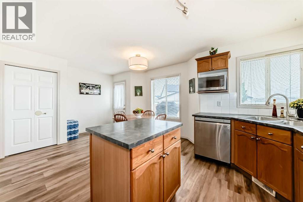 198 Copperfield Gardens Se, Calgary, Alberta T2Z 4C2 - Photo 15 - A2305327