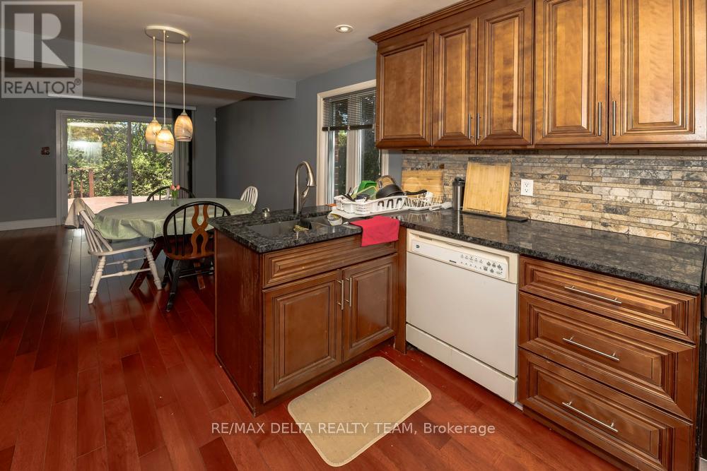 132 Acklam Terrace W, Ottawa, Ontario  K2K 2J5 - Photo 12 - X13172346