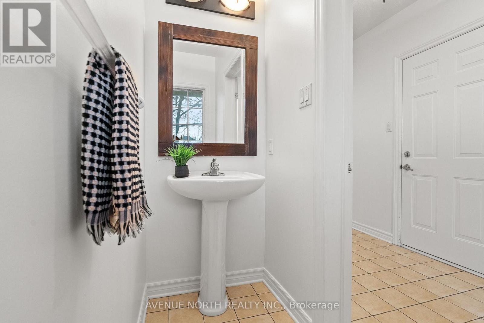 244 Deerfox Drive, Ottawa, Ontario  K2J 4Z2 - Photo 3 - X13172354