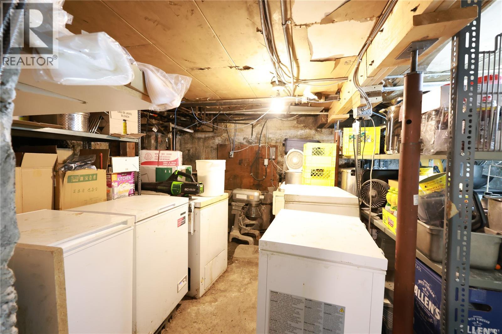 893 Fort St, Victoria, British Columbia  V8W 1H7 - Photo 29 - 1038141