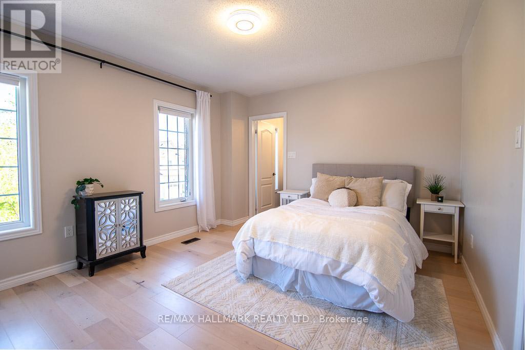 566 Maitland Drive, Pickering, Ontario  L1W 0A8 - Photo 15 - E13170600