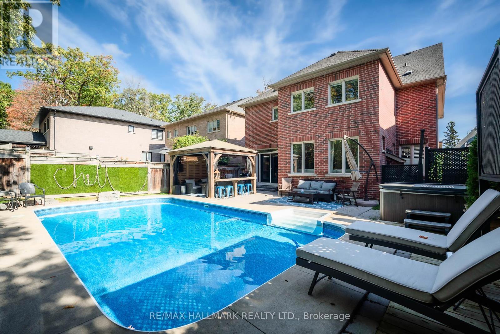 566 Maitland Drive, Pickering, Ontario  L1W 0A8 - Photo 28 - E13170600