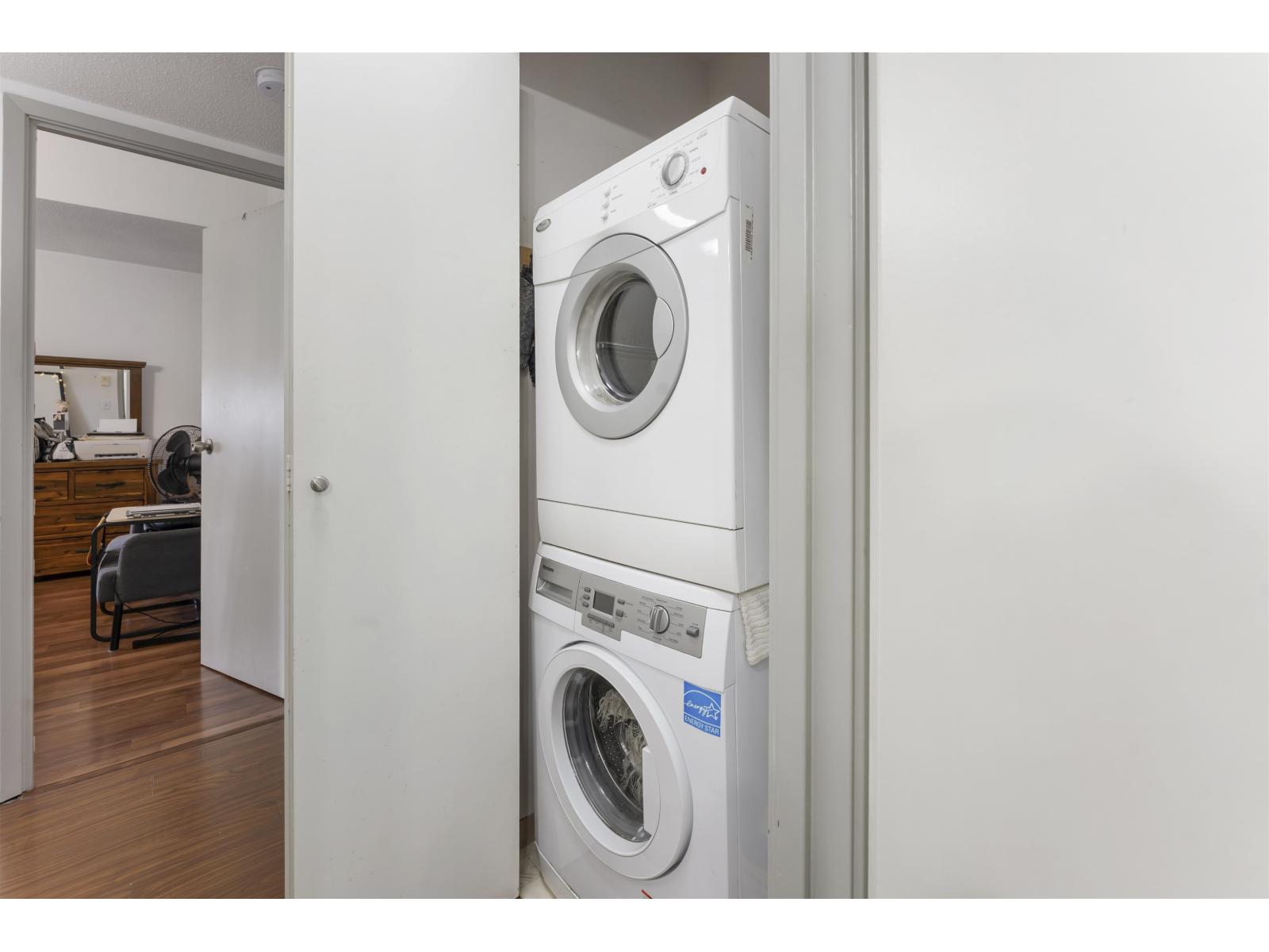 1604 10523 University Drive, Surrey, British Columbia  V3T 5T8 - Photo 18 - R3127524