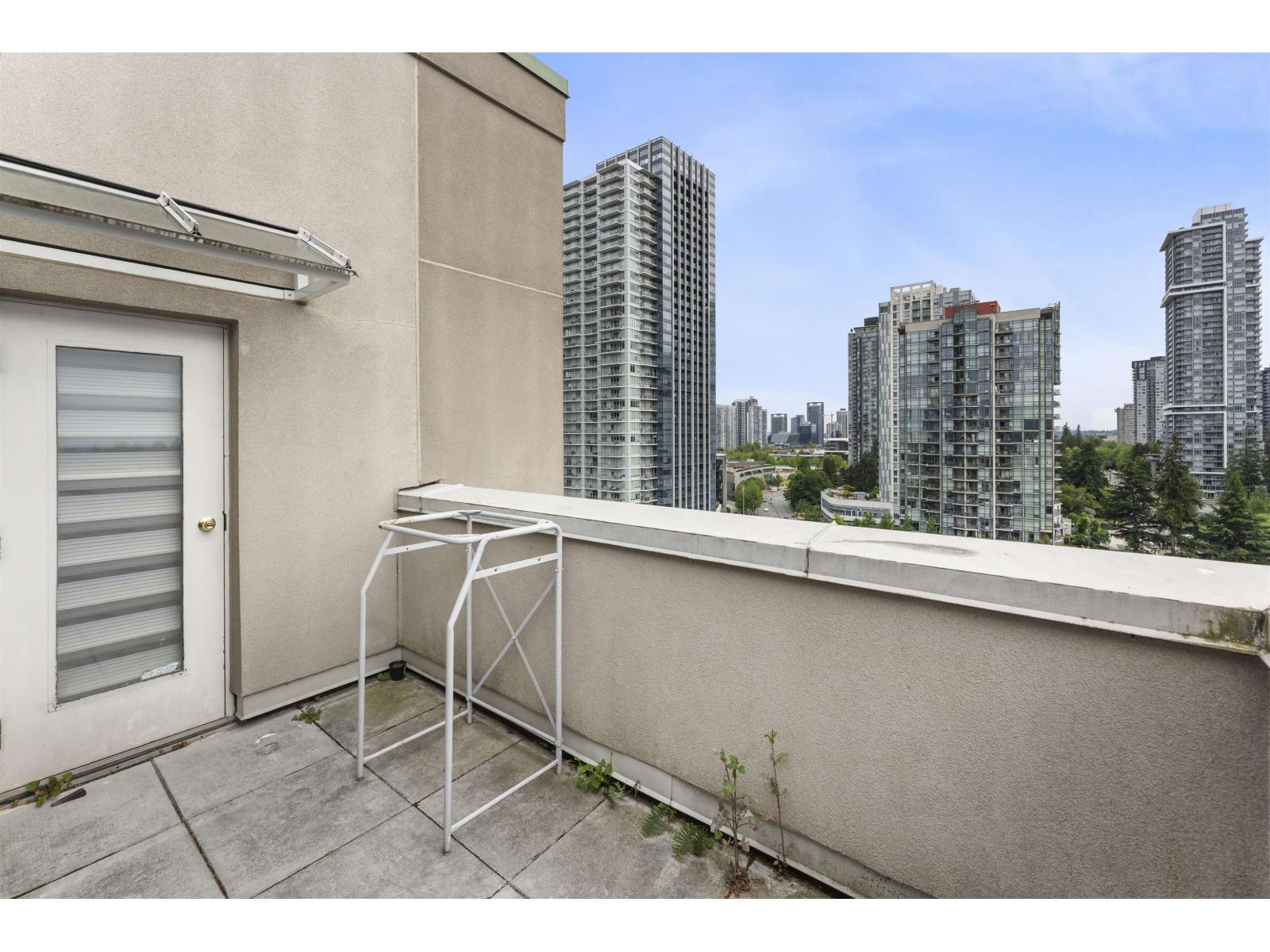 1604 10523 University Drive, Surrey, British Columbia  V3T 5T8 - Photo 19 - R3127524