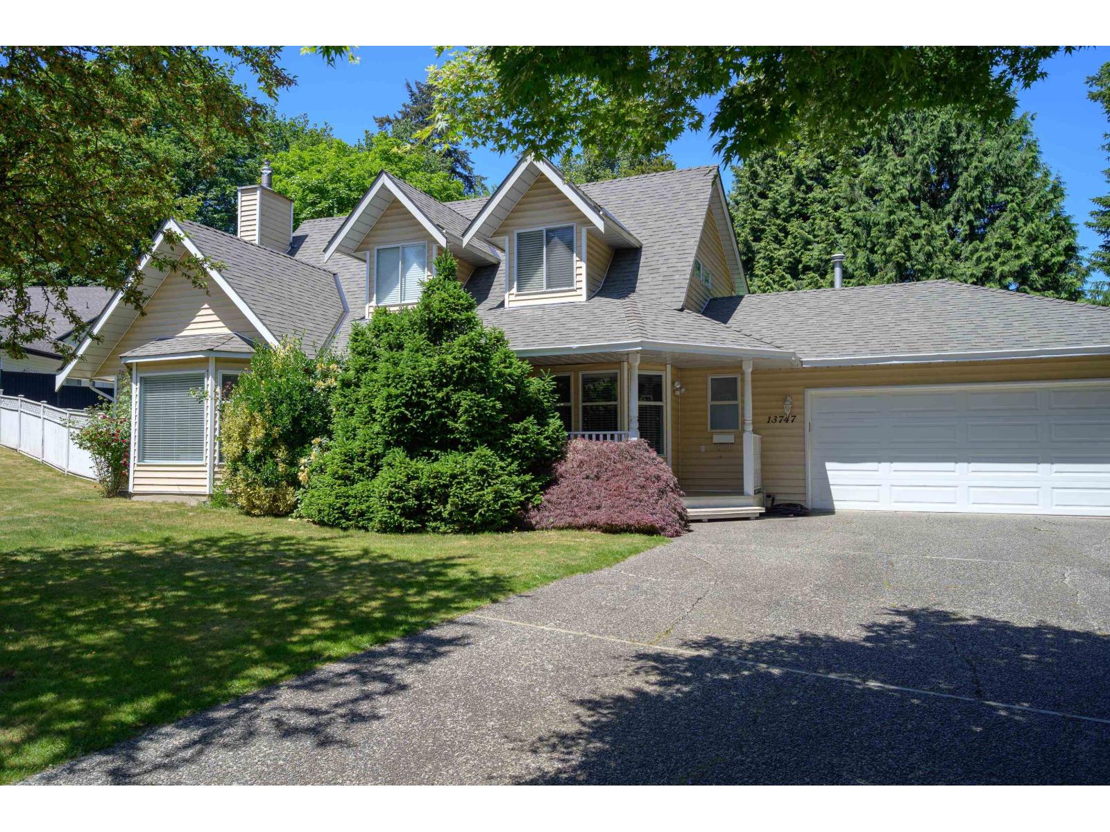 13747 63a Avenue, Surrey, British Columbia  V3X 1E6 - Photo 3 - R3127571