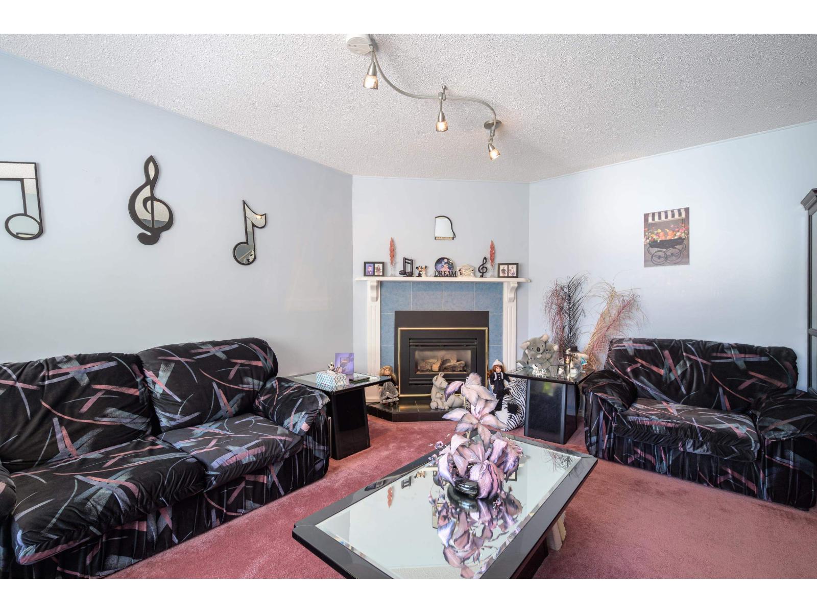 13747 63a Avenue, Surrey, British Columbia  V3X 1E6 - Photo 6 - R3127571