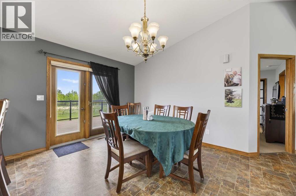 2140 Township Road 304 Township, Rural Mountain View County, Alberta  T0M 0W0 - Photo 11 - A2311880
