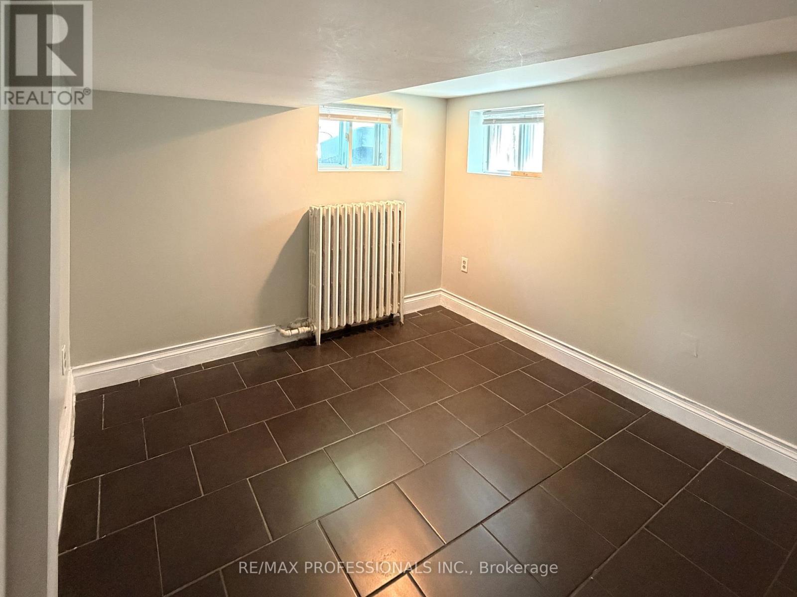 Lower - 99 Seventeenth Street, Toronto, Ontario  M8V 3K5 - Photo 12 - W13172372