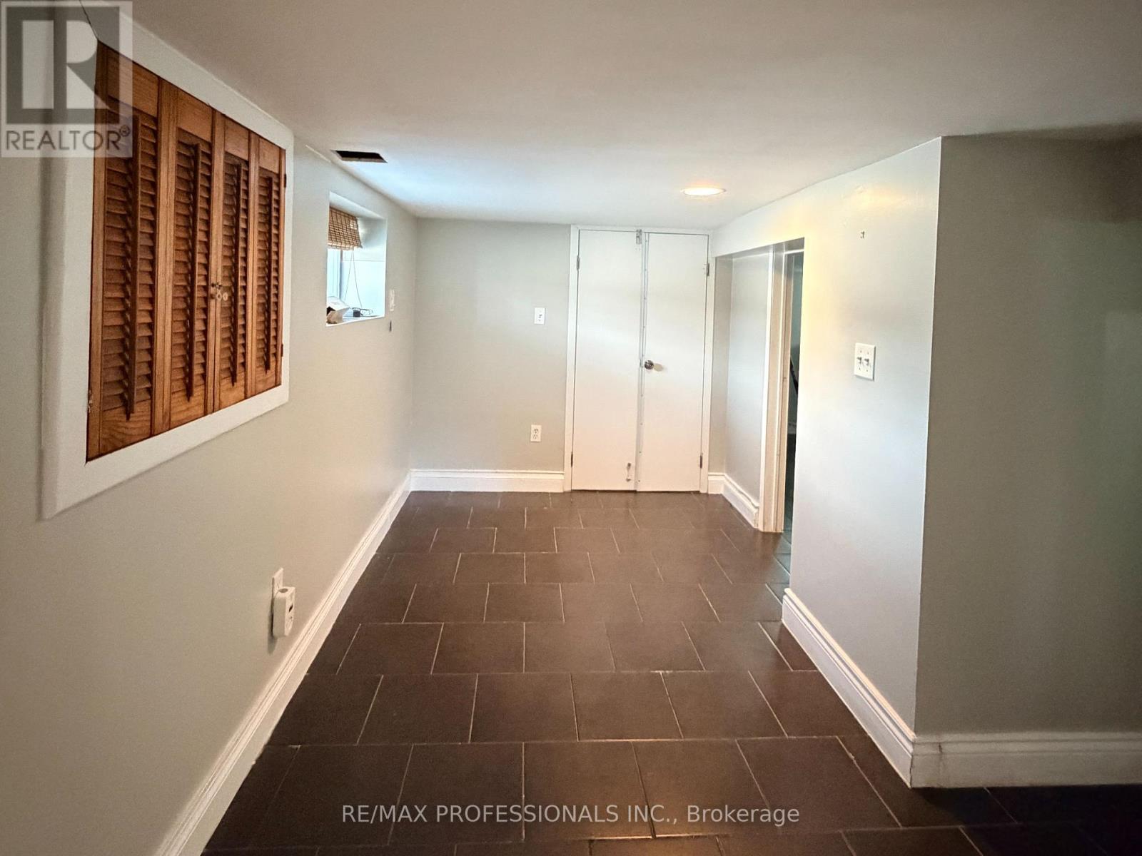 Lower - 99 Seventeenth Street, Toronto, Ontario  M8V 3K5 - Photo 2 - W13172372