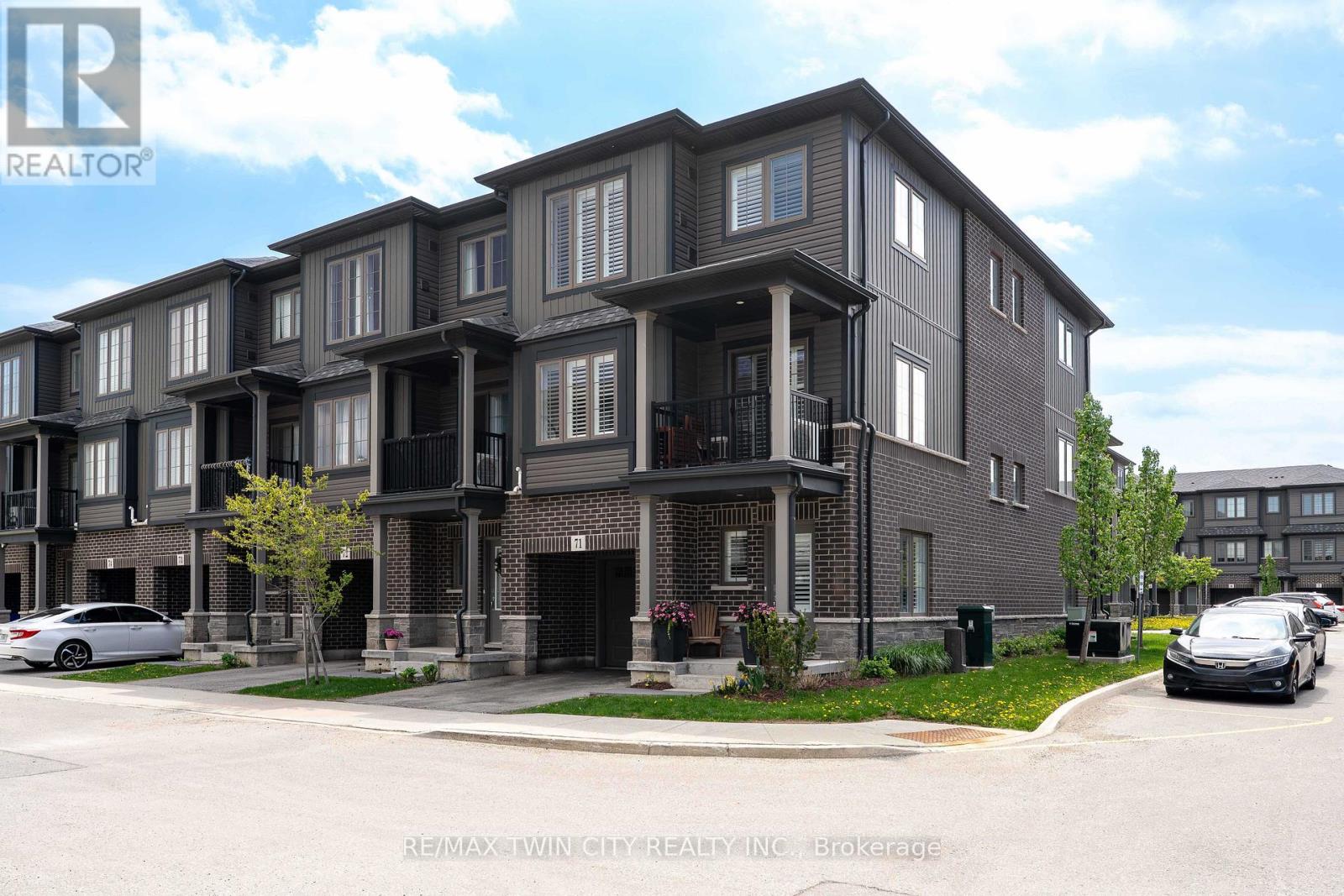 71 - 124 Compass Trail, Cambridge, Ontario  N3E 0E3 - Photo 3 - X13172360