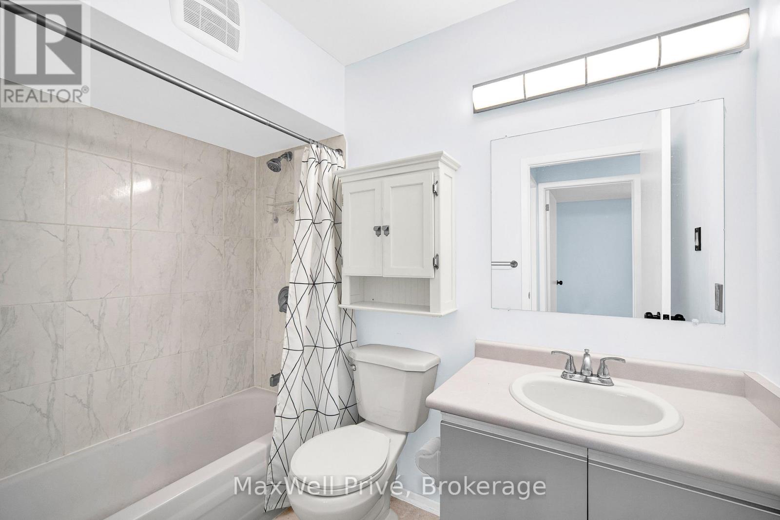218 - 250 Brittany Drive, Ottawa, Ontario  K1K 4M1 - Photo 18 - X13172364