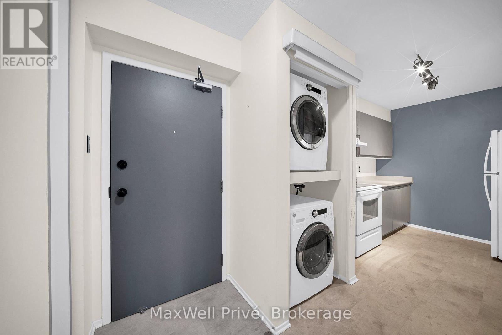 218 - 250 Brittany Drive, Ottawa, Ontario  K1K 4M1 - Photo 20 - X13172364