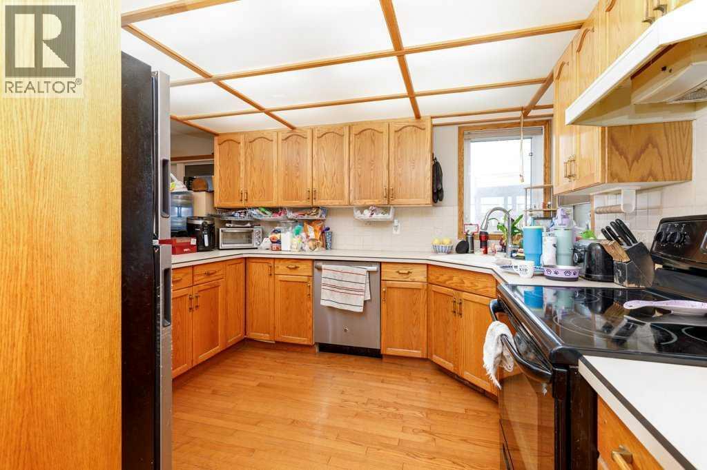 6 Densmore Crescent, Red Deer, Alberta  T4R 2L8 - Photo 6 - A2314652