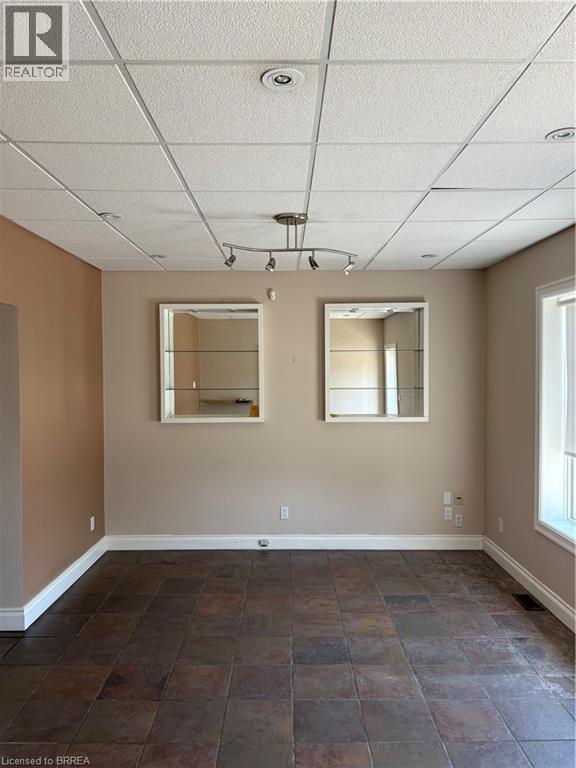 385 St. Paul Avenue, Brantford, Ontario  N3R 4N6 - Photo 7 - 40833479