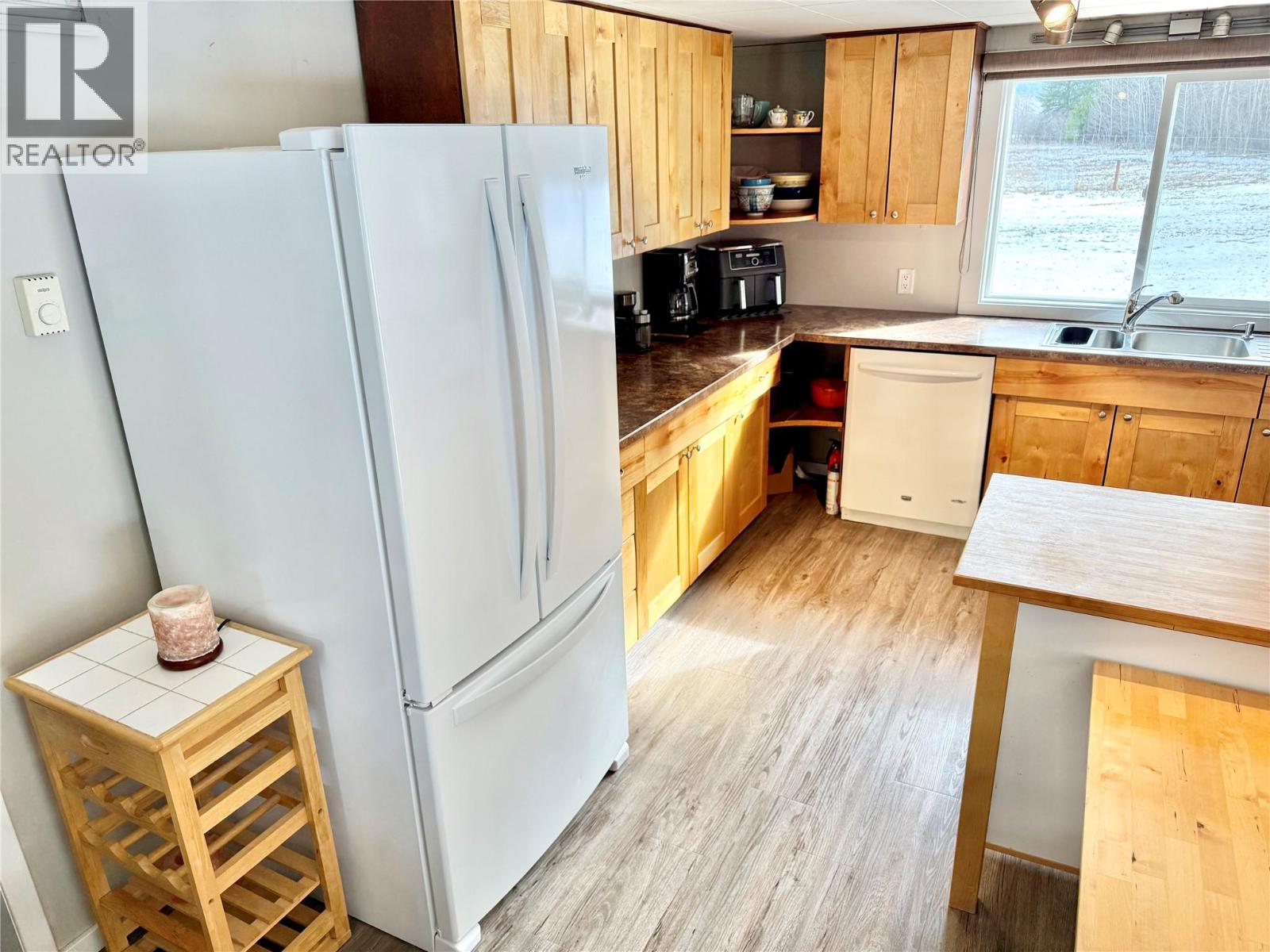 12451 Brown Creek Road, Grand Forks, British Columbia  V0H 1H8 - Photo 12 - 10379628