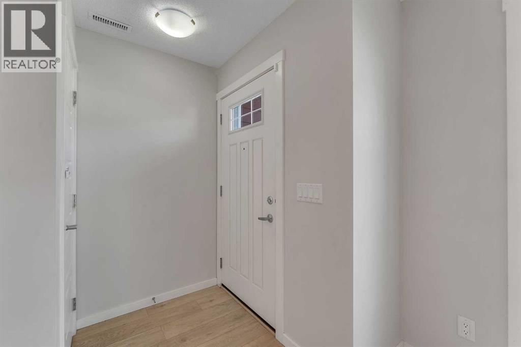 616 Cranford Mews Se, Calgary, Alberta T3M 2P1 - Photo 4 - A2314702