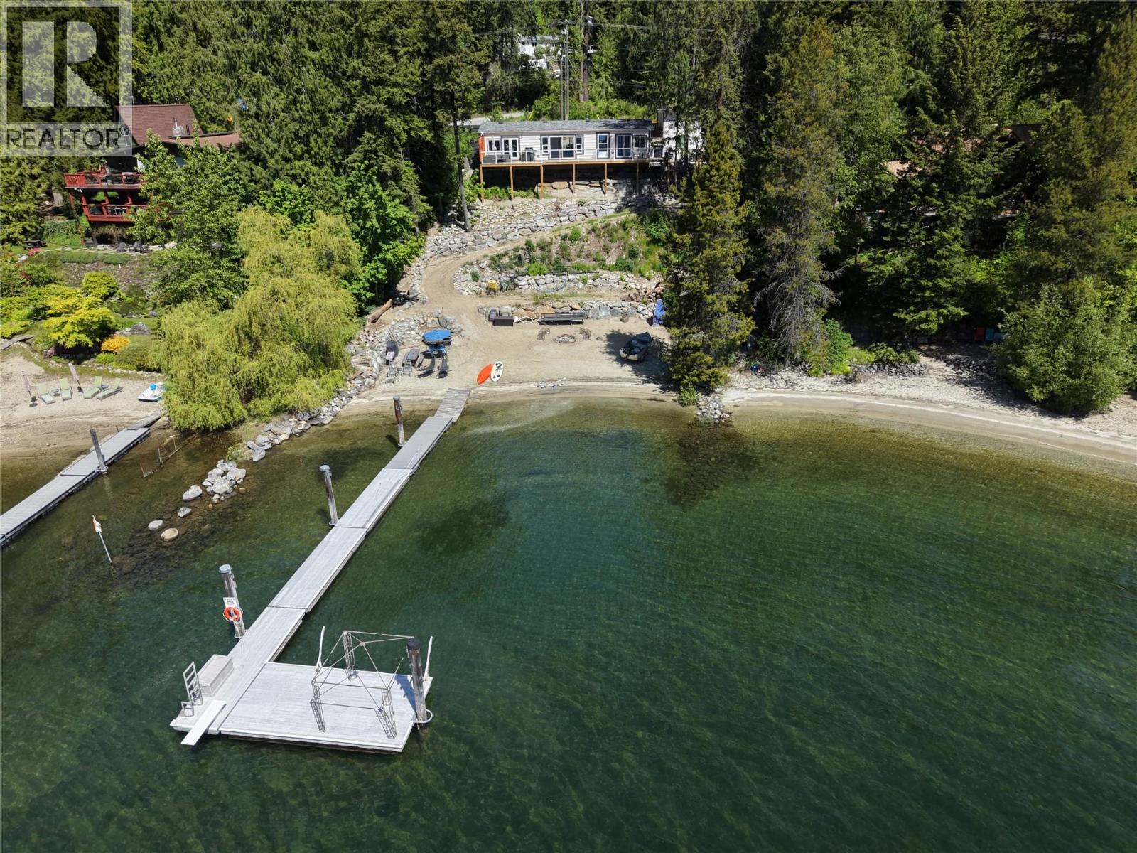 5604 Highway 3a Highway, Nelson, British Columbia  V1L 6N7 - Photo 1 - 10387681
