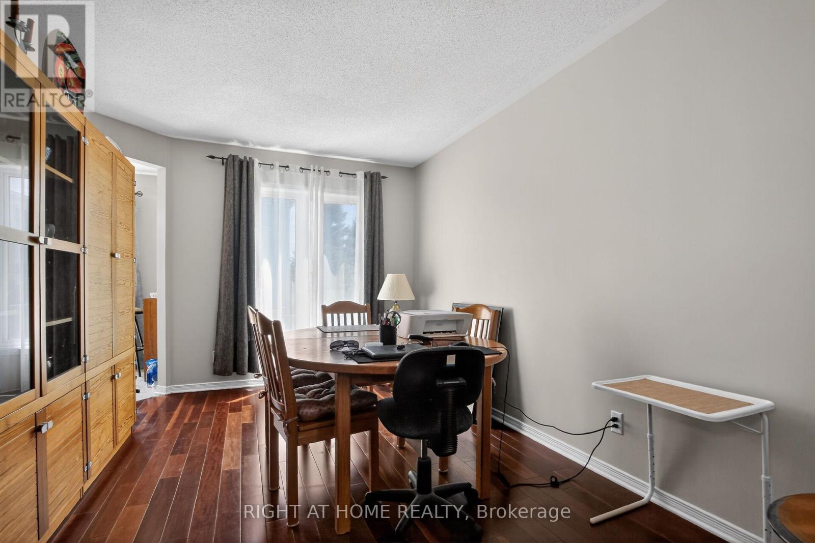 207 Catamount Court, Ottawa, Ontario  K2M 0A8 - Photo 7 - X13172388
