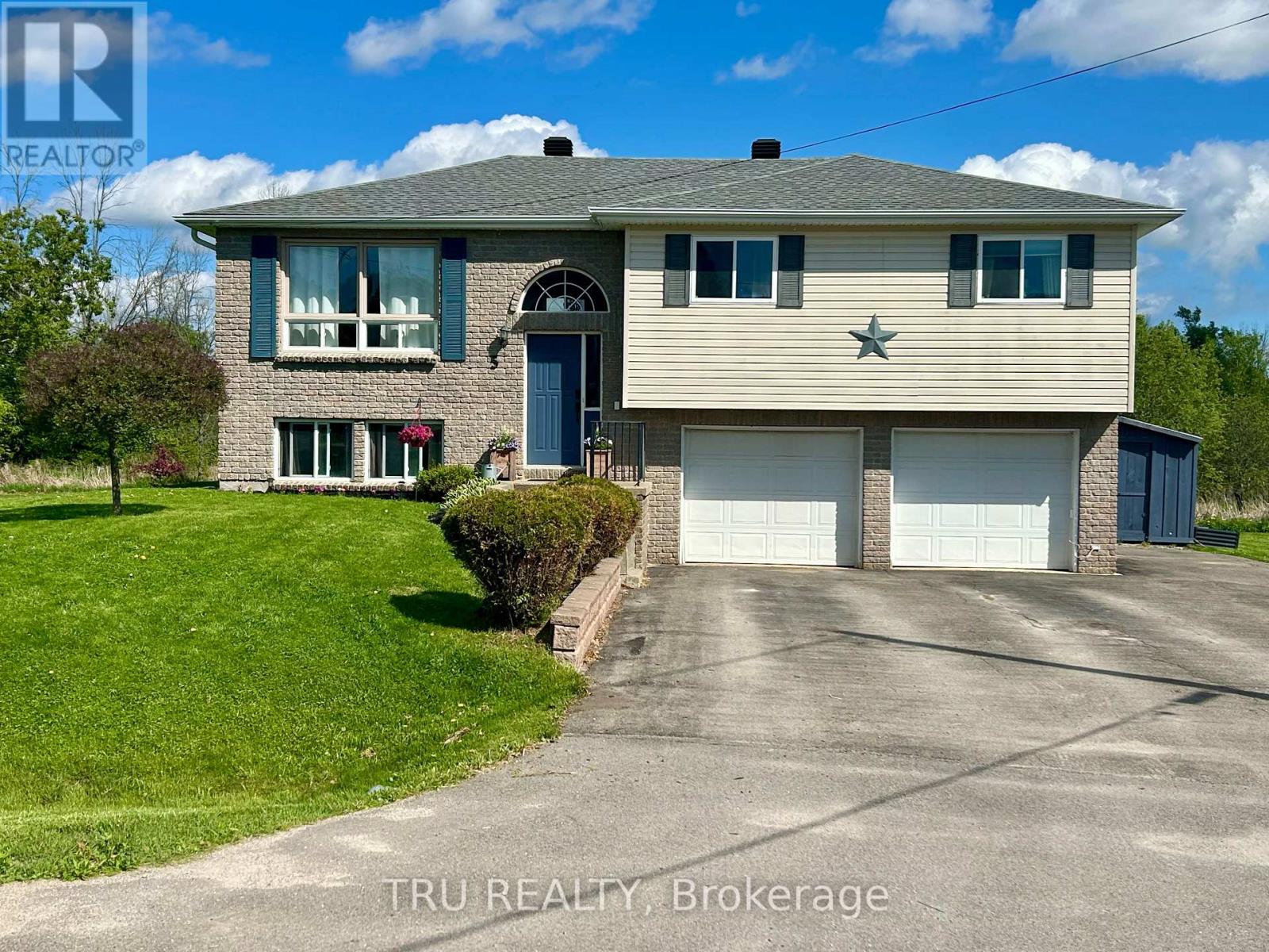 5 BROOKVIEW CRESCENT, Athens, Ontario