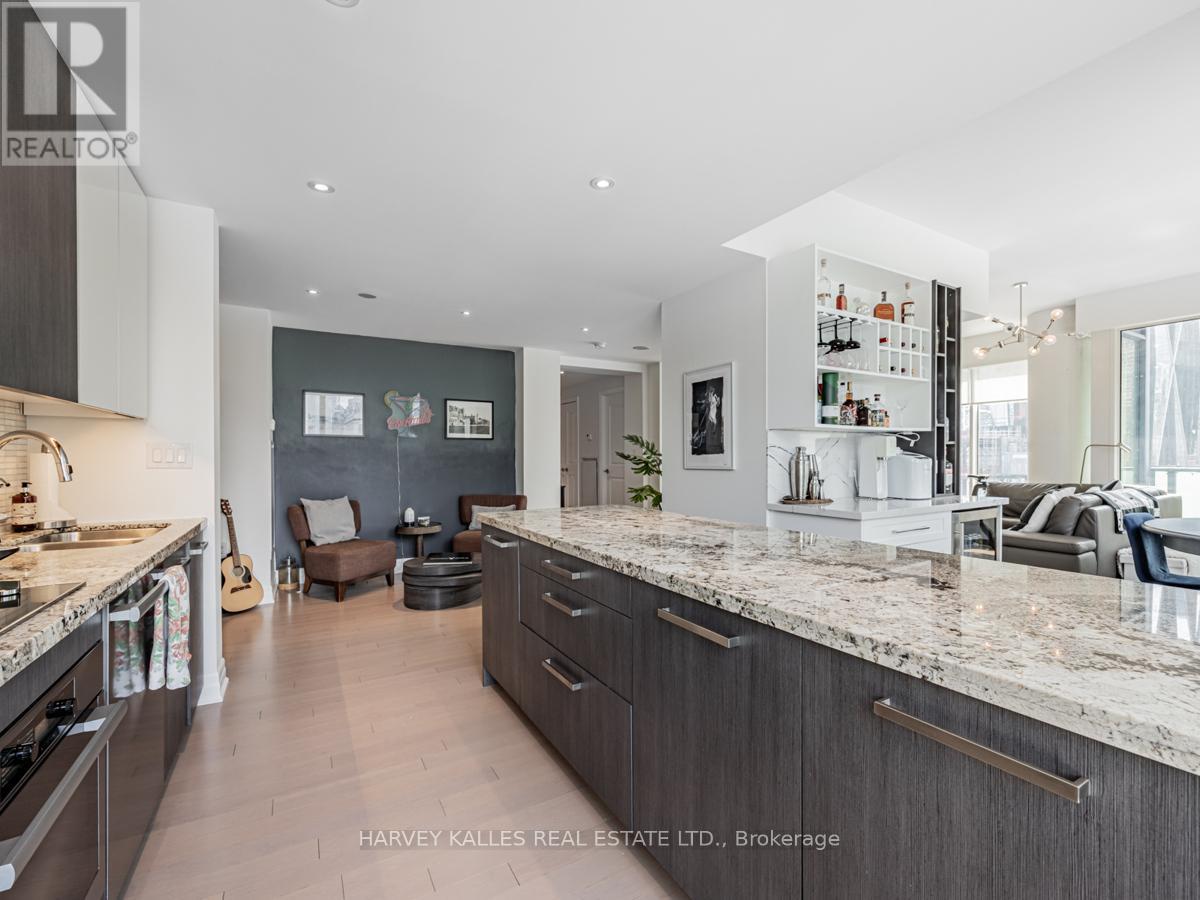 1205 - 8 The Esplanade, Toronto, Ontario  M5E 0A6 - Photo 10 - C13172430