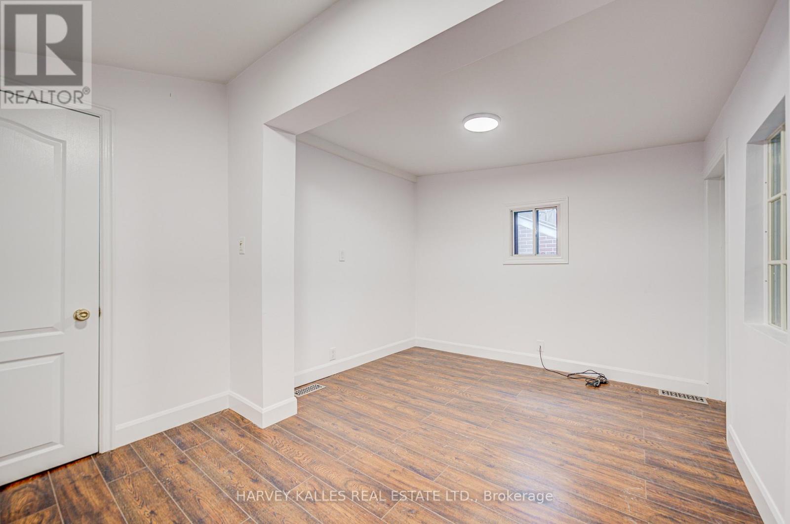 Lower - 184 Cedric Avenue, Toronto, Ontario  M6C 3X8 - Photo 17 - C13172438