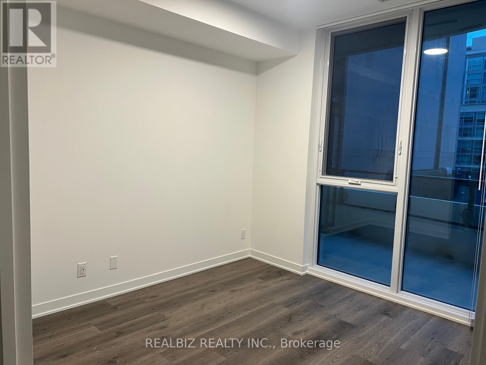 1003 - 180 Front Street, Toronto, Ontario  M5A 0A9 - Photo 3 - C13172440