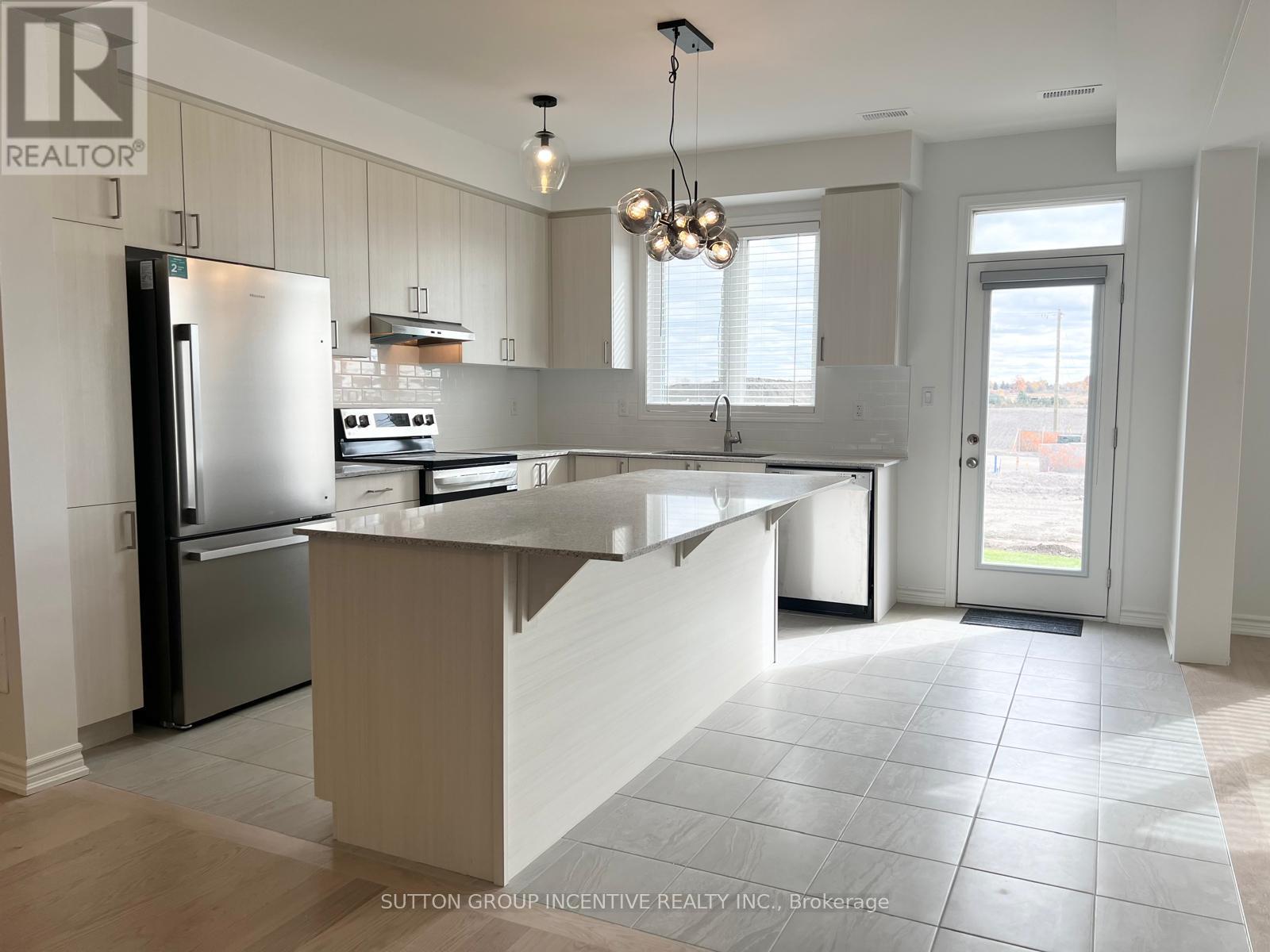 Upper - 59 Suzuki Street, Barrie, Ontario  L9J 0Y7 - Photo 13 - S13172444