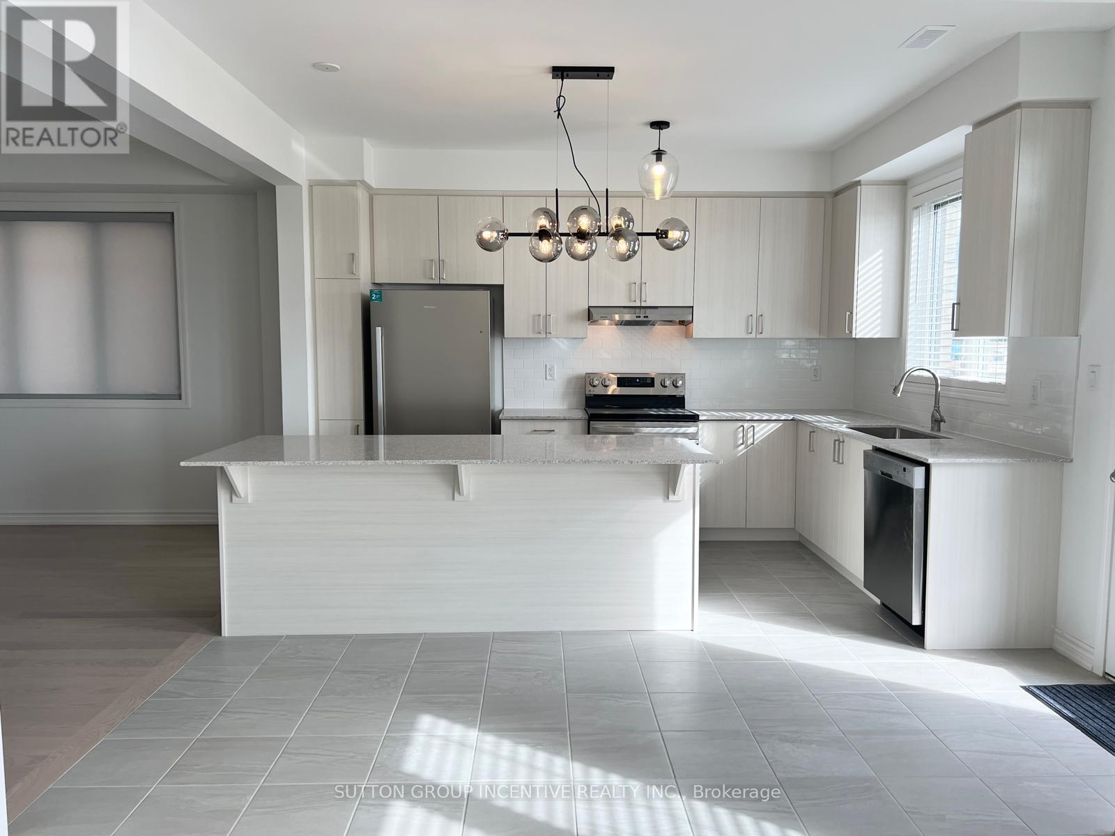Upper - 59 Suzuki Street, Barrie, Ontario  L9J 0Y7 - Photo 14 - S13172444