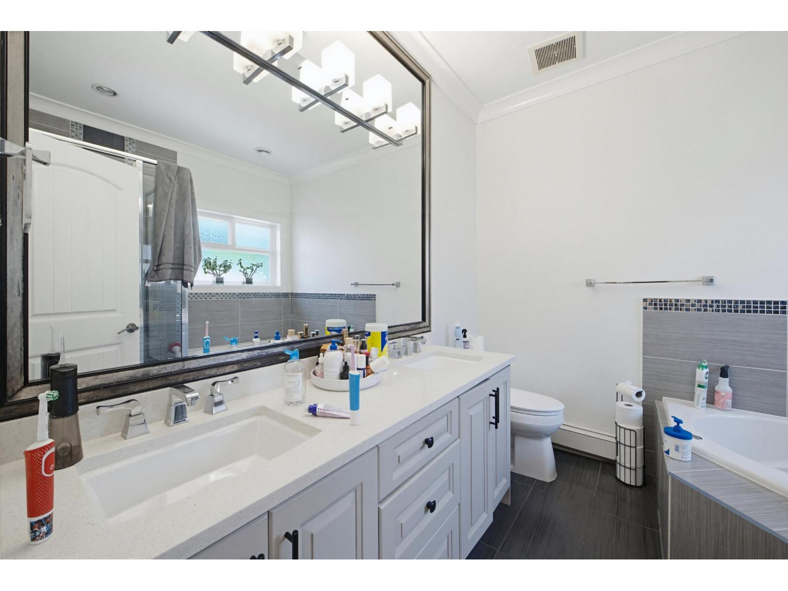 11903 97 Avenue, Surrey, British Columbia  V3V 2C4 - Photo 28 - R3127653