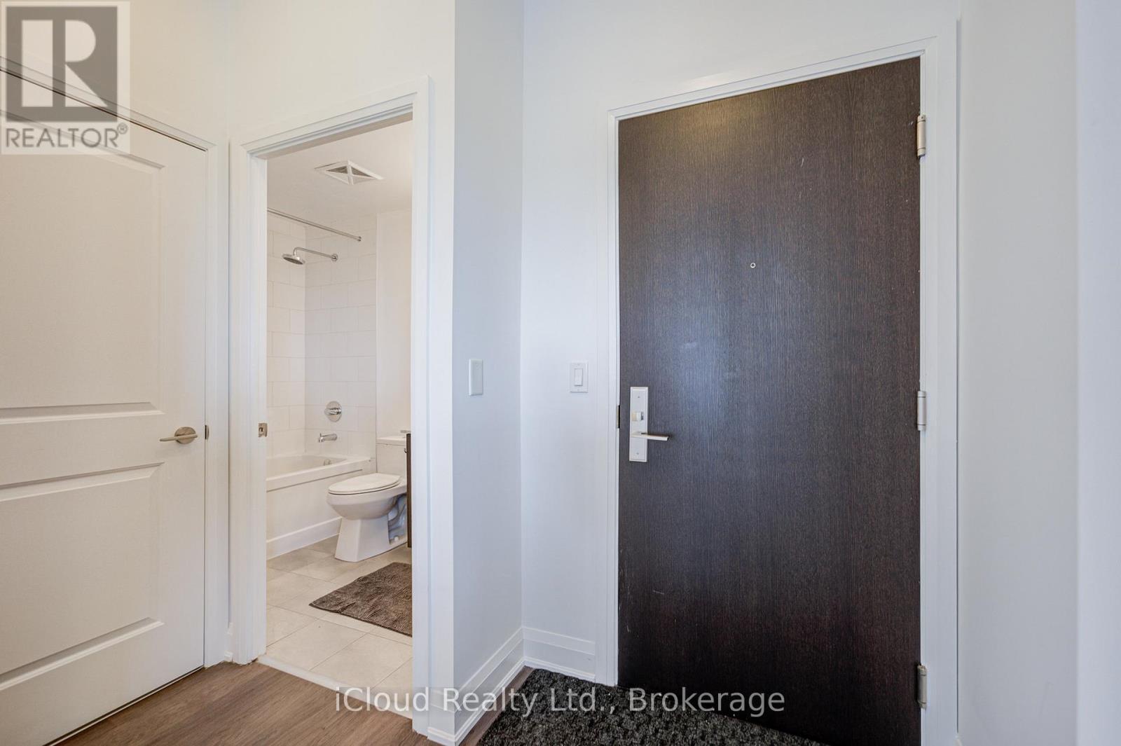 25 Fontenay Court, Toronto, Ontario  M9A 0C4 - Photo 11 - W13172422