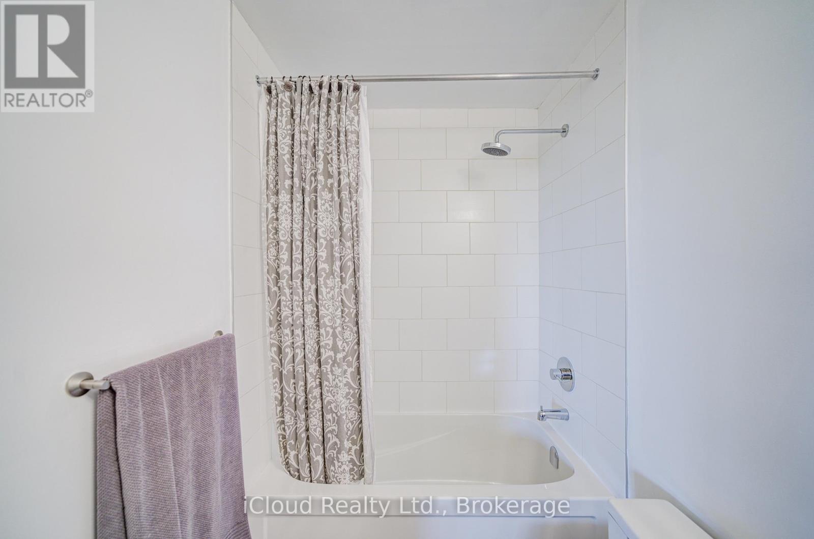25 Fontenay Court, Toronto, Ontario  M9A 0C4 - Photo 39 - W13172422