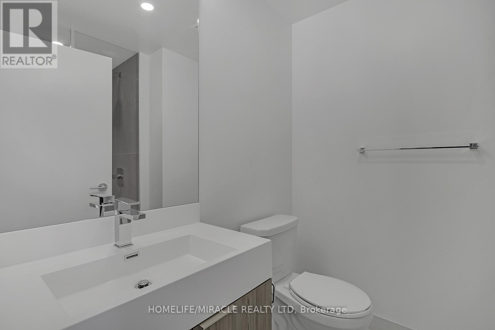 1202 - 30 Samuel Wood Way, Toronto, Ontario  M9B 1B1 - Photo 4 - W13172442