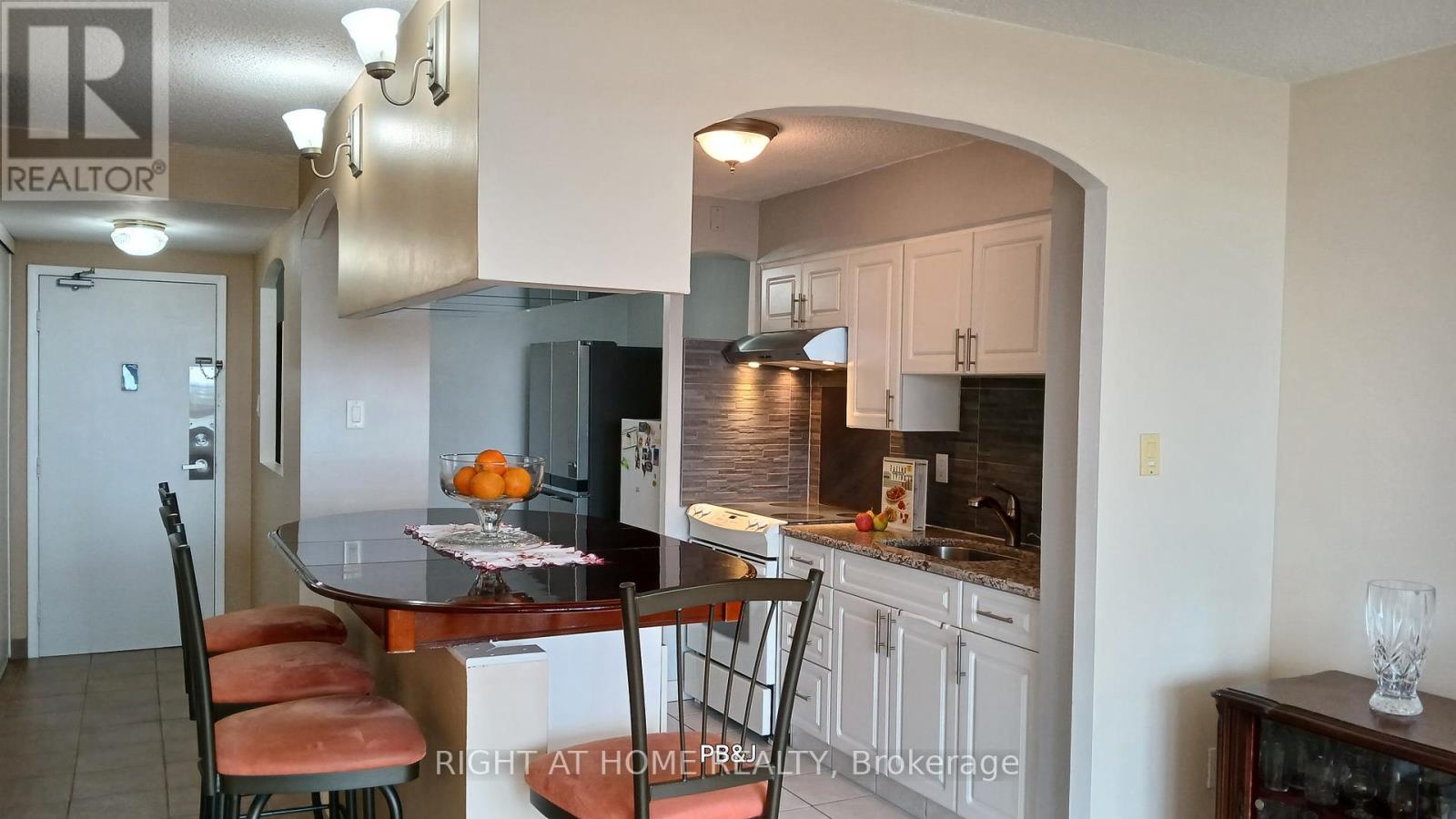 1403 - 45 Sunrise Avenue, Toronto, Ontario  M4A 2S3 - Photo 6 - C13171814