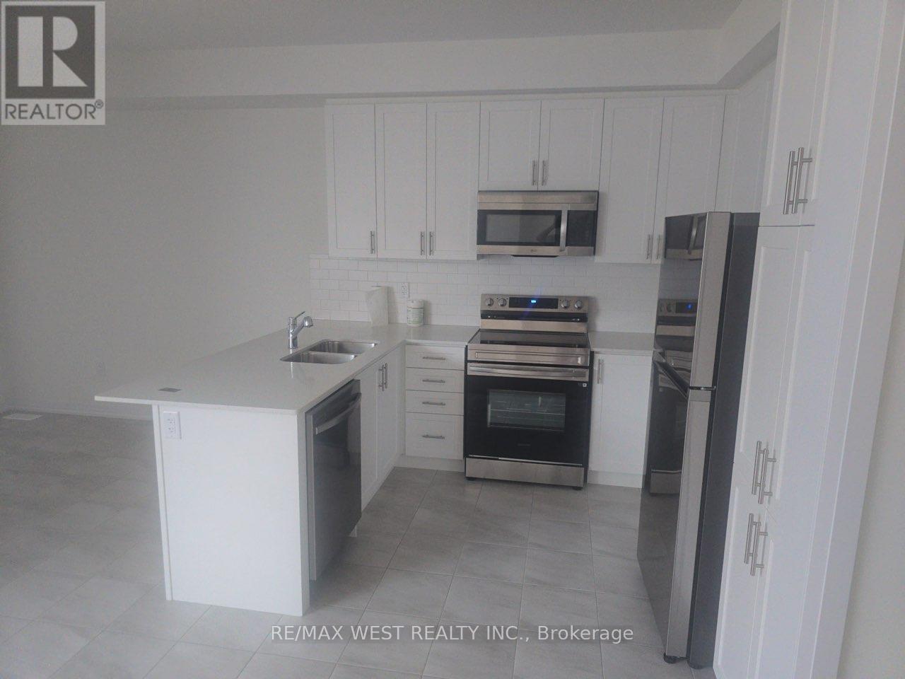 95 Lavender Road, Thorold, Ontario  L0S 1K0 - Photo 3 - X13172376