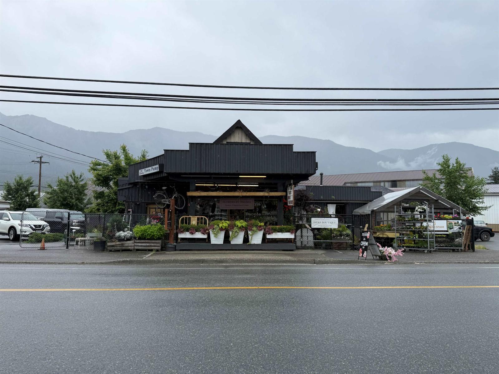 51276 Yale Road, Rosedale, Chilliwack, British Columbia  V0X 1X0 - Photo 2 - C8078986