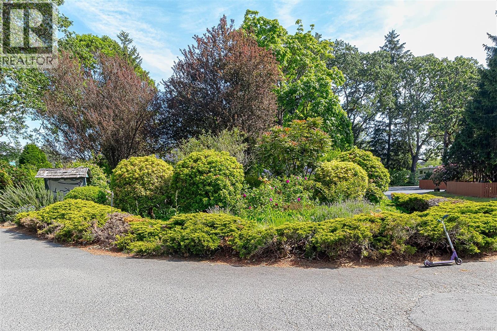 1 2780 Spencer Rd, Langford, British Columbia  V9B 4C9 - Photo 23 - 1038036