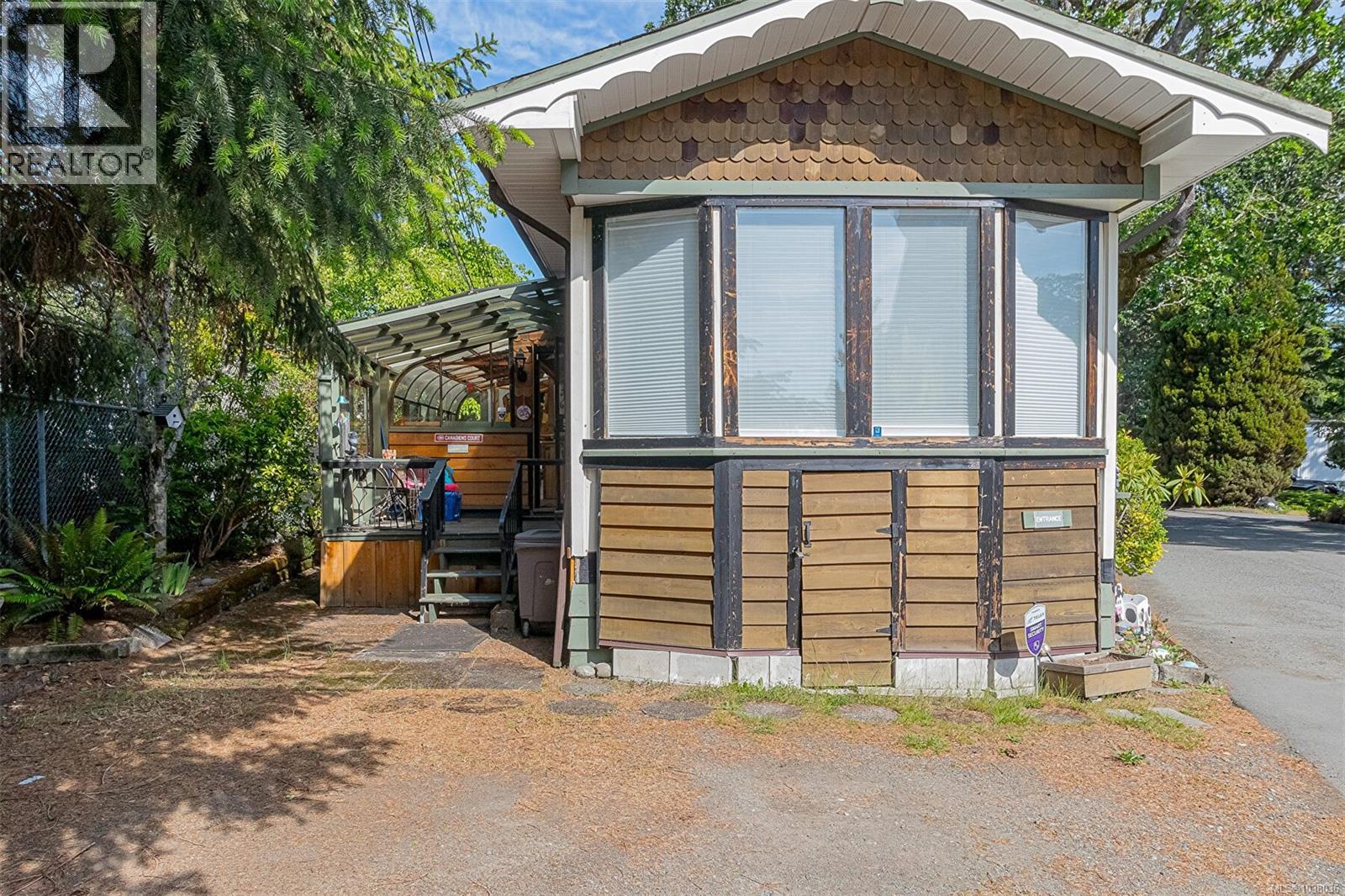 1 2780 Spencer Rd, Langford, British Columbia  V9B 4C9 - Photo 2 - 1038036