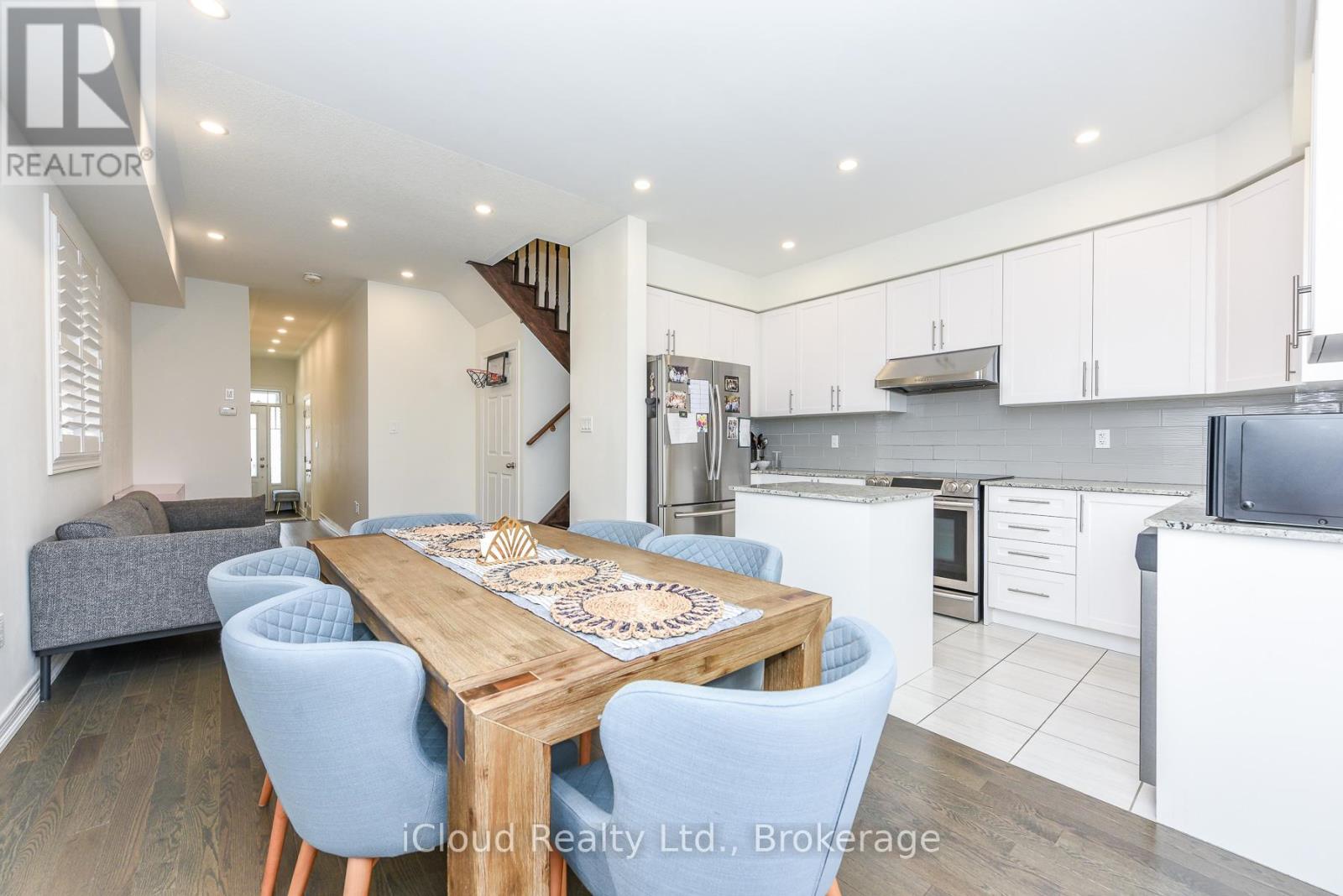 3958 Leonardo Street, Burlington, Ontario  L7M 0Z7 - Photo 12 - W13171544
