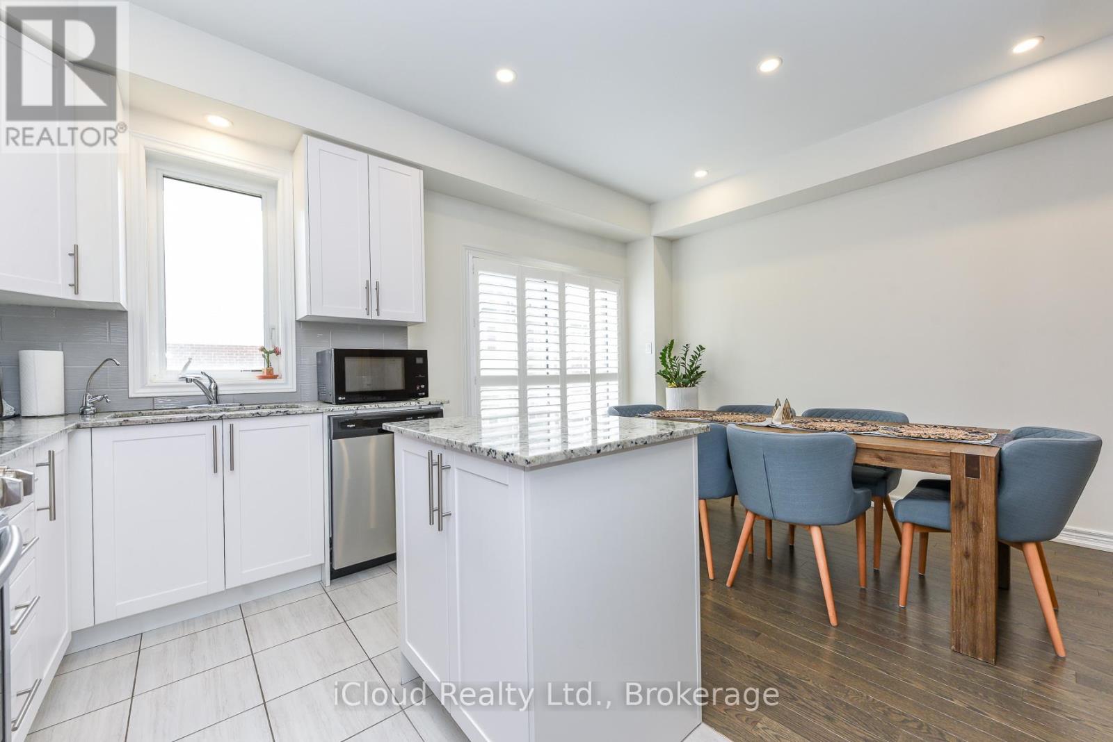 3958 Leonardo Street, Burlington, Ontario  L7M 0Z7 - Photo 18 - W13171544