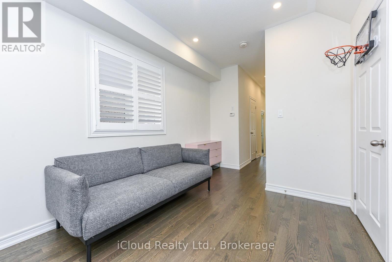 3958 Leonardo Street, Burlington, Ontario  L7M 0Z7 - Photo 11 - W13171544