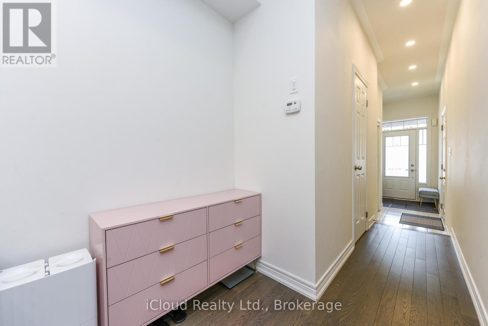 3958 Leonardo Street, Burlington, Ontario  L7M 0Z7 - Photo 5 - W13171544