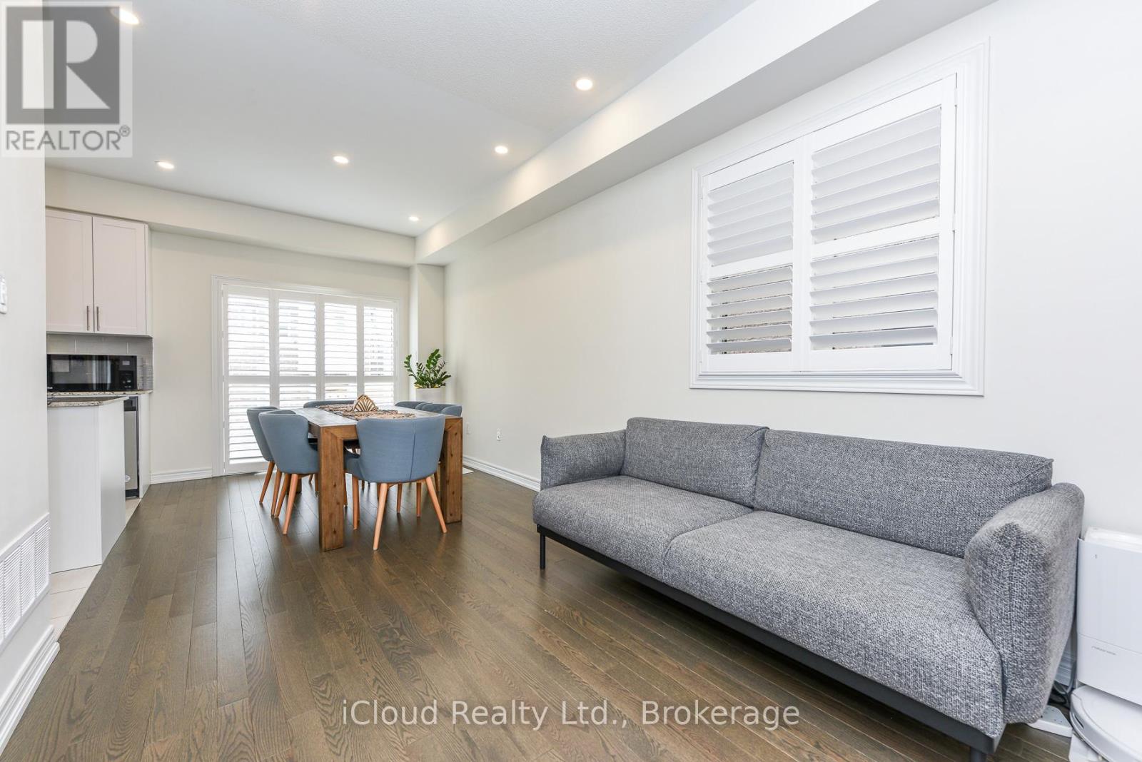 3958 Leonardo Street, Burlington, Ontario  L7M 0Z7 - Photo 8 - W13171544