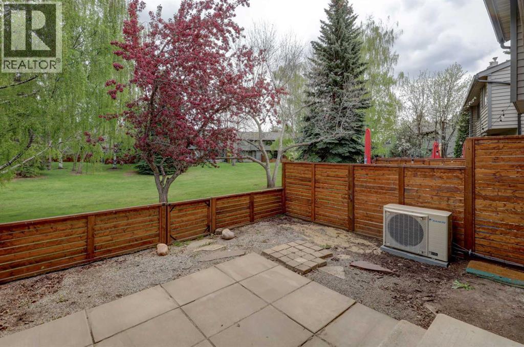82 Point Drive Nw, Calgary, Alberta  T3B 5B3 - Photo 29 - A2314346
