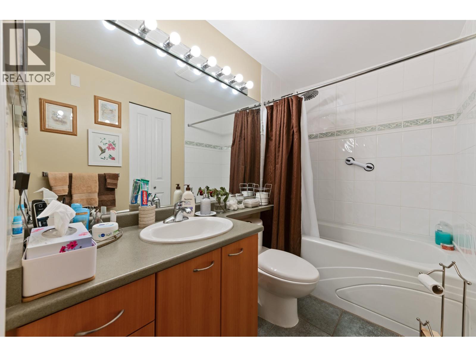 A319 2099 Lougheed Highway, Port Coquitlam, British Columbia  V3B 1A8 - Photo 21 - R3127764