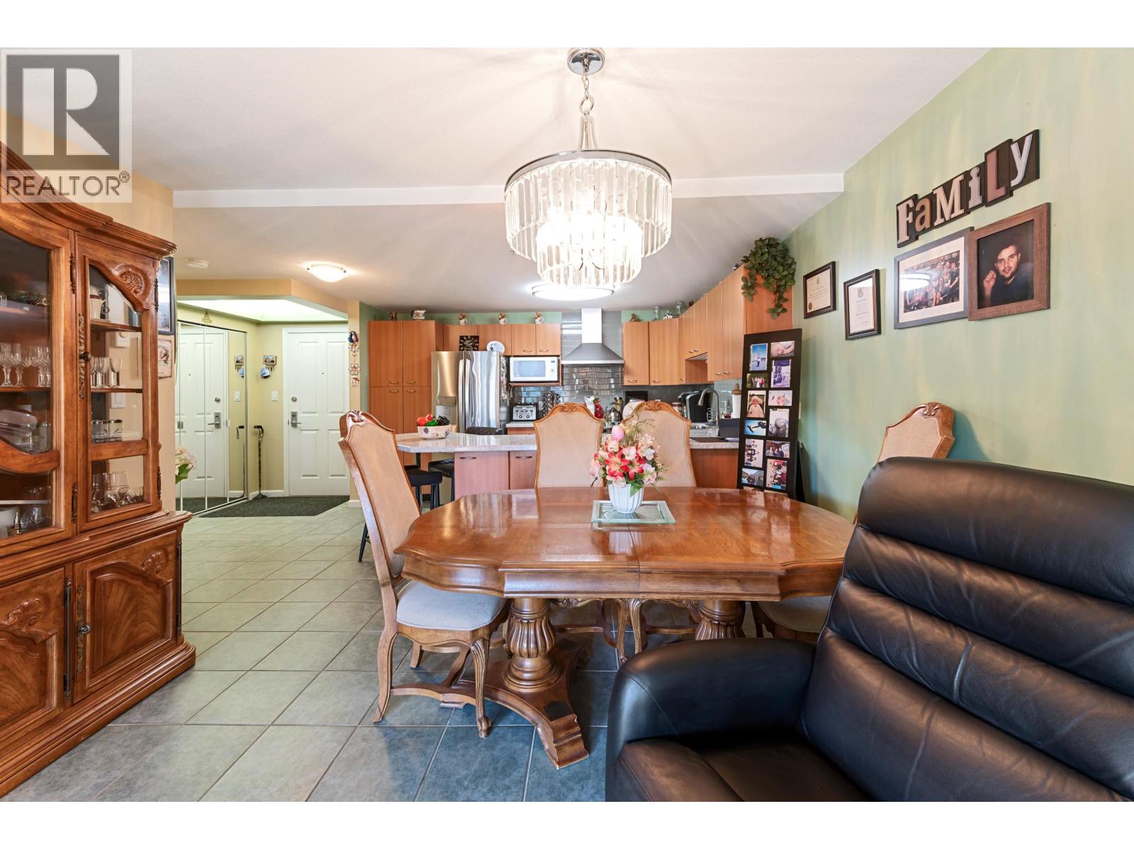 A319 2099 Lougheed Highway, Port Coquitlam, British Columbia  V3B 1A8 - Photo 5 - R3127764