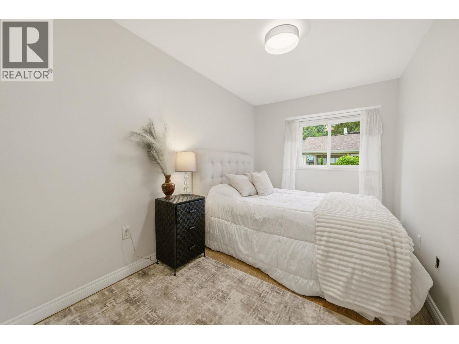 562 W Keith Road, North Vancouver, British Columbia  V7M 1M4 - Photo 16 - R3127765