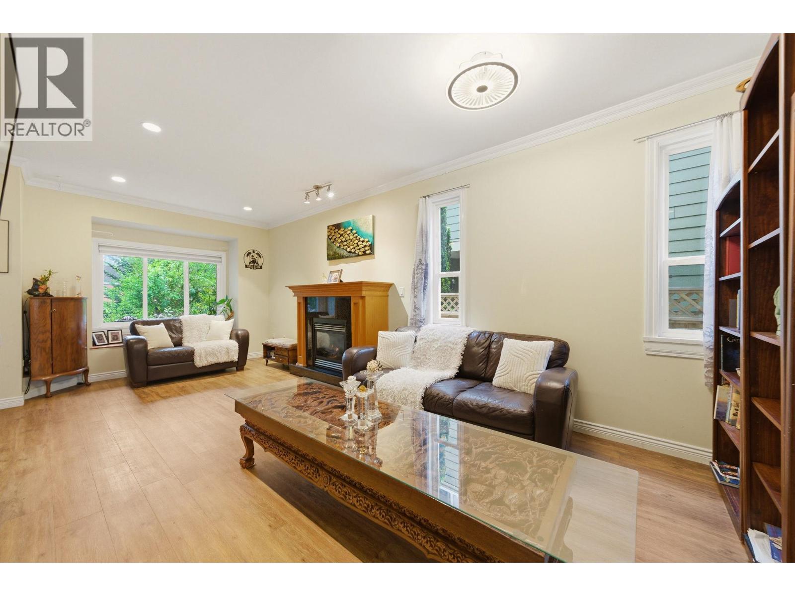 562 W Keith Road, North Vancouver, British Columbia  V7M 1M4 - Photo 9 - R3127765
