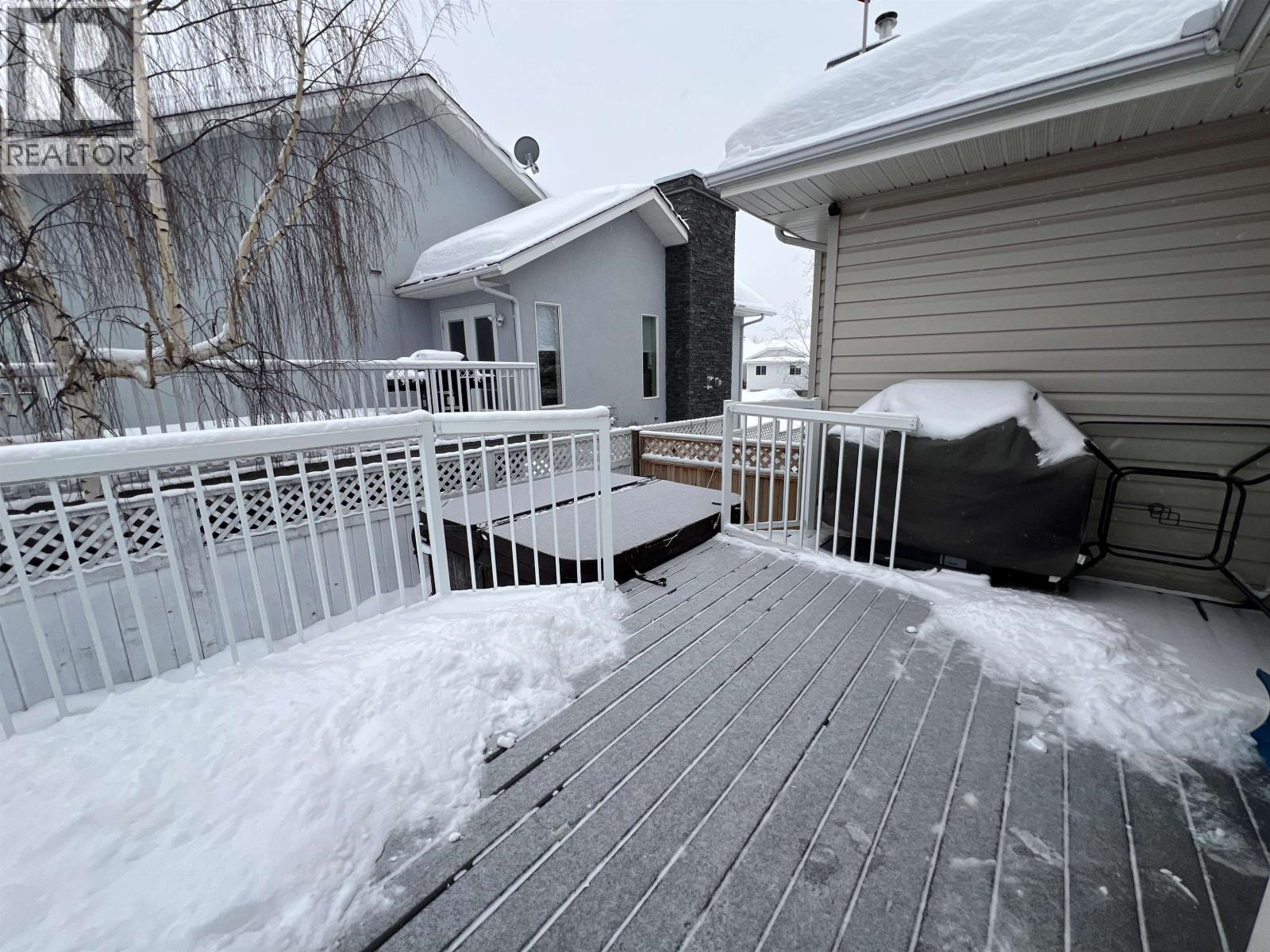 5517 W 57 Avenue, Fort Nelson, British Columbia  V0C 1R0 - Photo 37 - R3087232